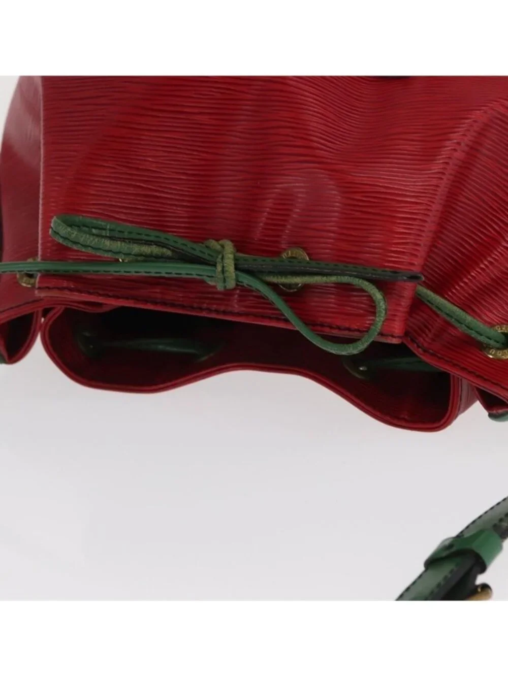 Authentic LOUIS VUITTON Epi Petit Noe Shoulder Bag Bicolor Green Red LV